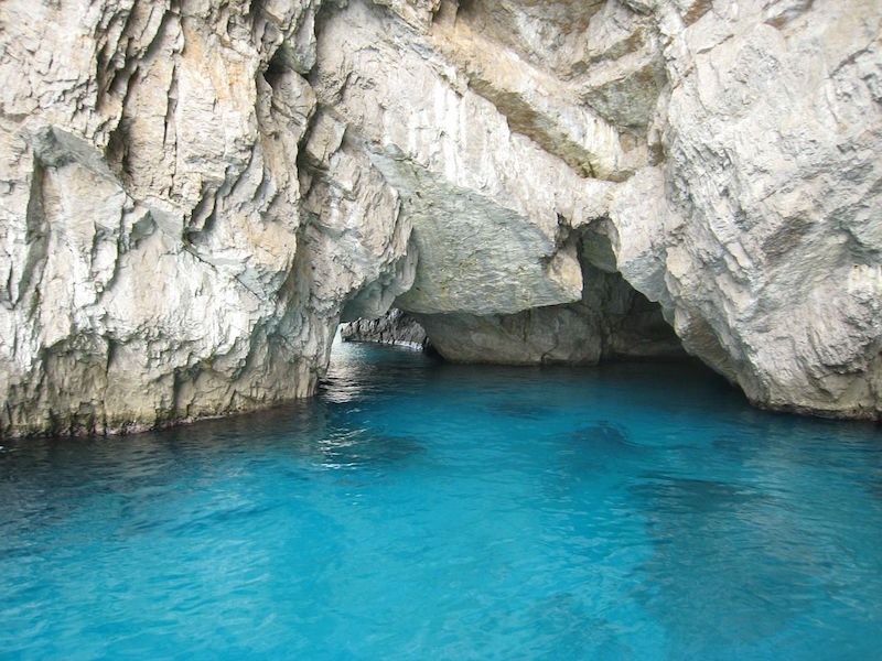 natural arch, capri, dragonfly tours, dragonfly tours blog