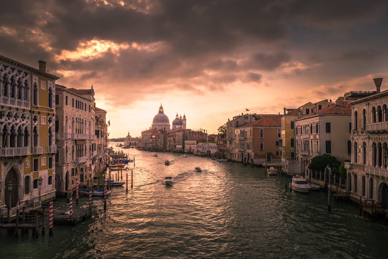 images of italy, dragonfly tours, venice canal, venice