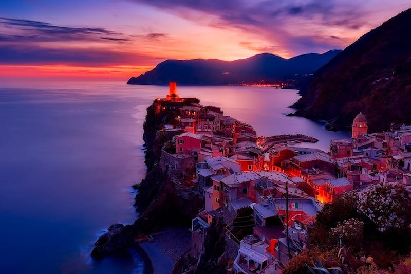 images of italy, dragonfly tours, cinque terre, vernazza