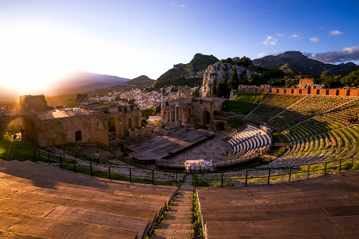 Taormina: Glories of the Past and Splendors of the Present