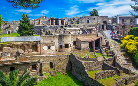 Pompeii archaeological site guided tour